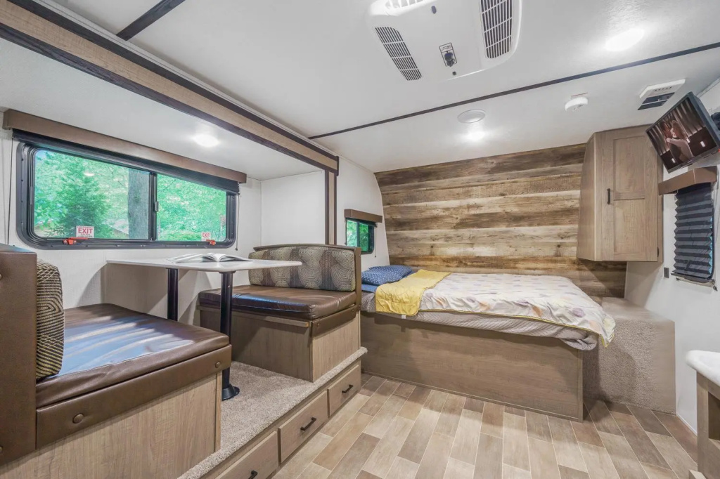 Hongcheon Vivaldicampingpark Caravan