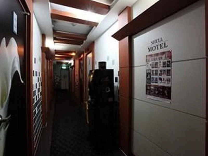 Shell Motel