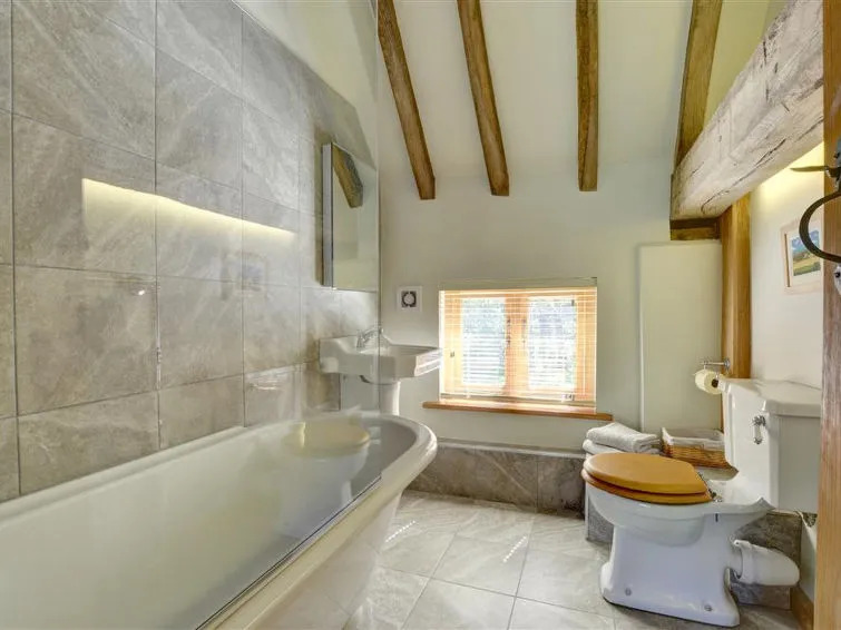 Holiday Home Three Oaks Barn