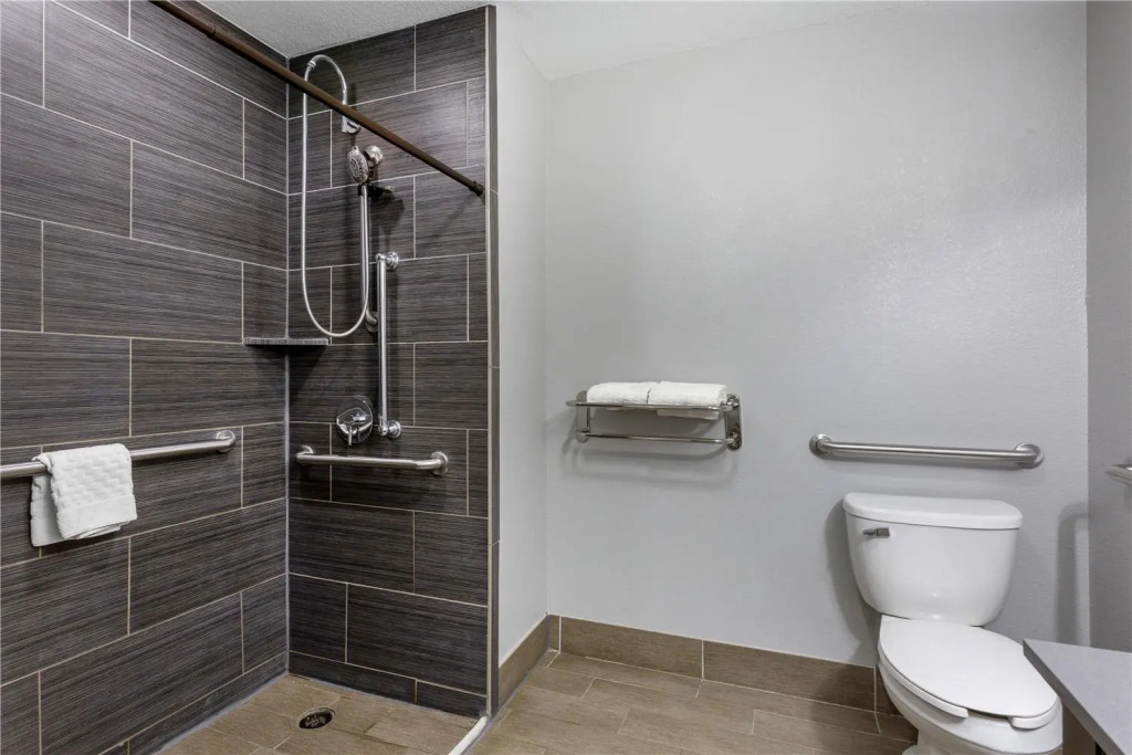Best Western Plus Lampasas Inn & Suites
