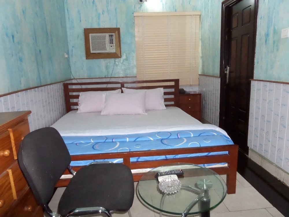 The Baywaters Suites