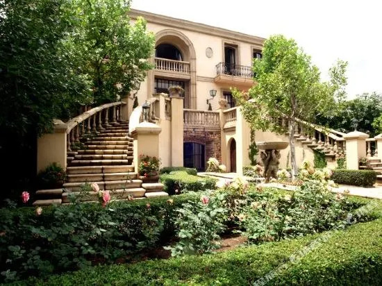 Le Chatelat Residence
