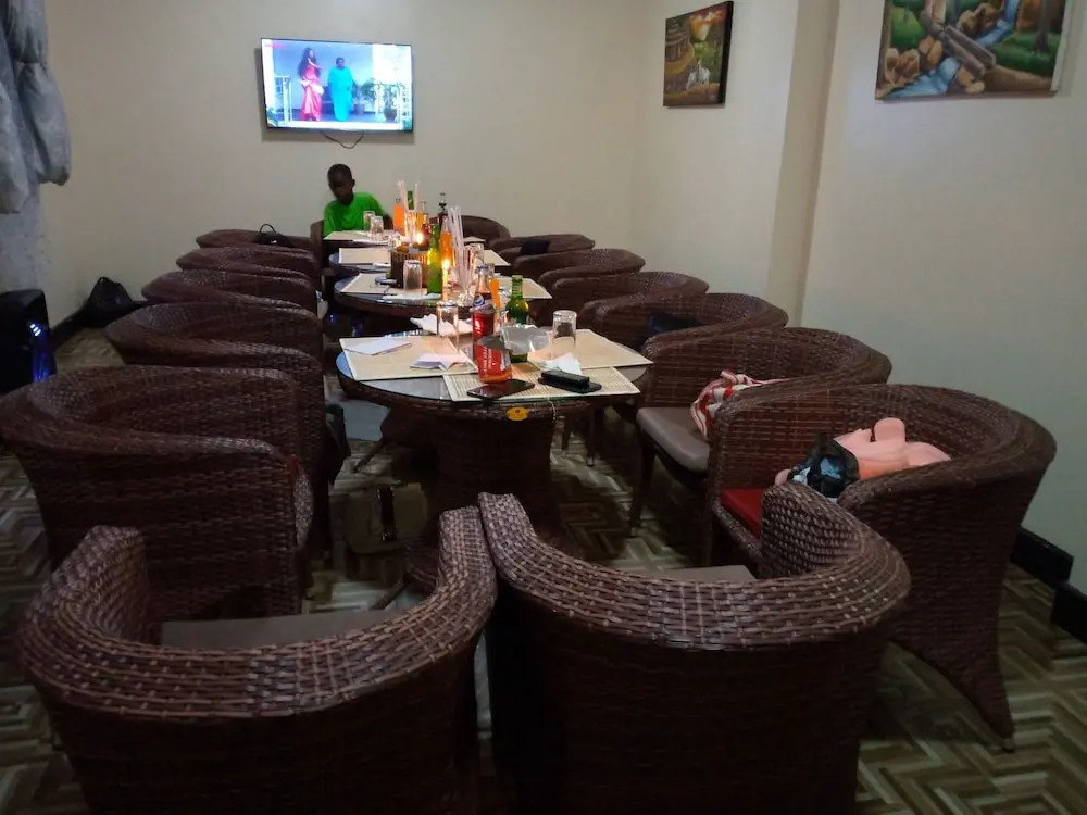 Mbale Emperor's Motel