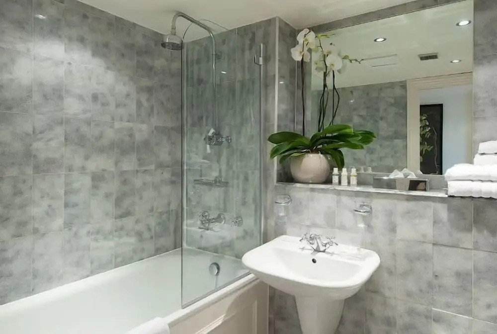 Loumage Hotel & Suites