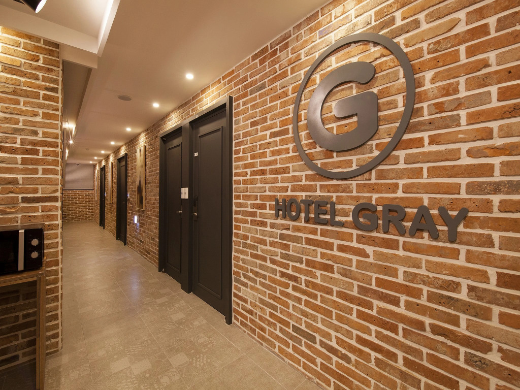 Hotel Gray