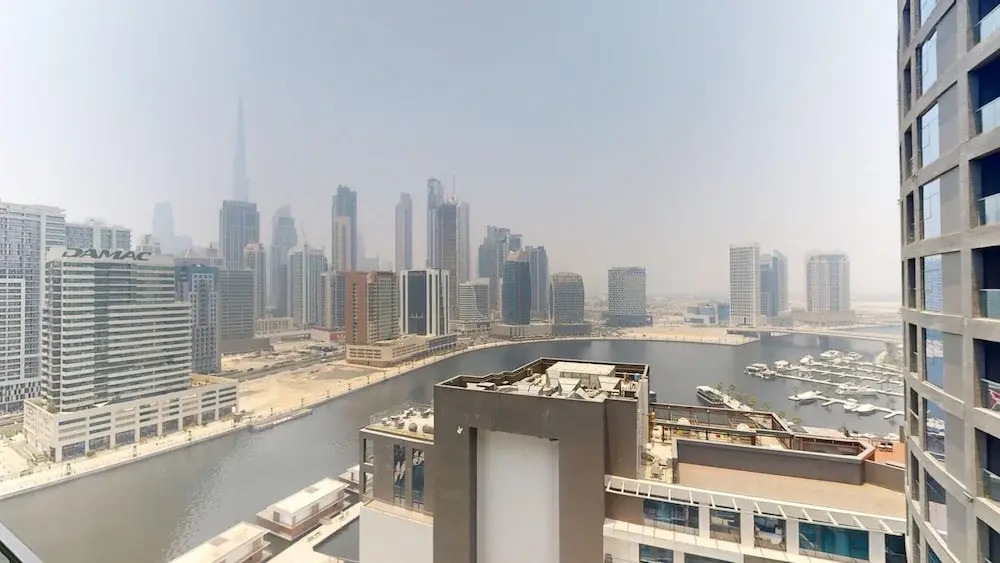 Business Bay - Binghatti Canal 1403