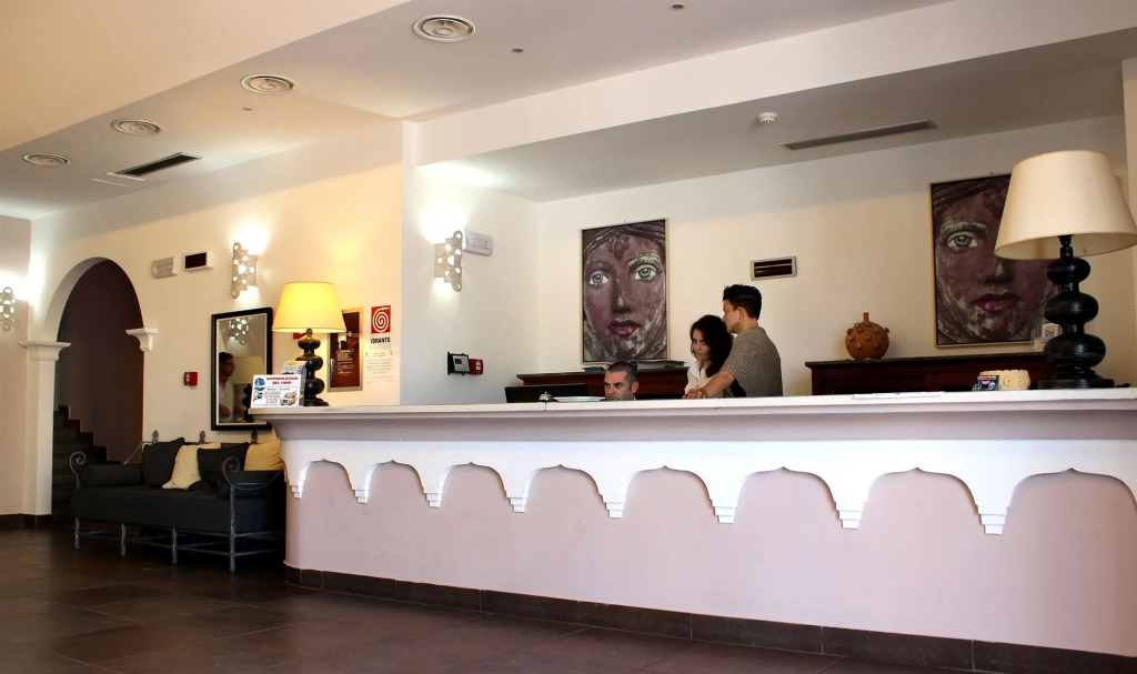 Hotel Oscià