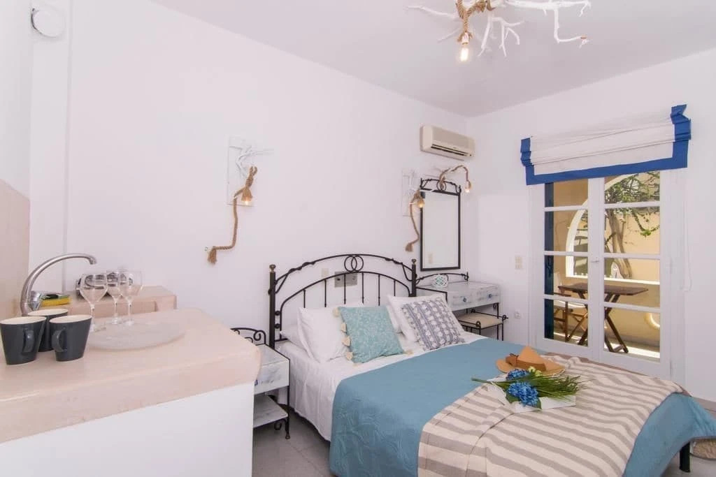Studios Naxos