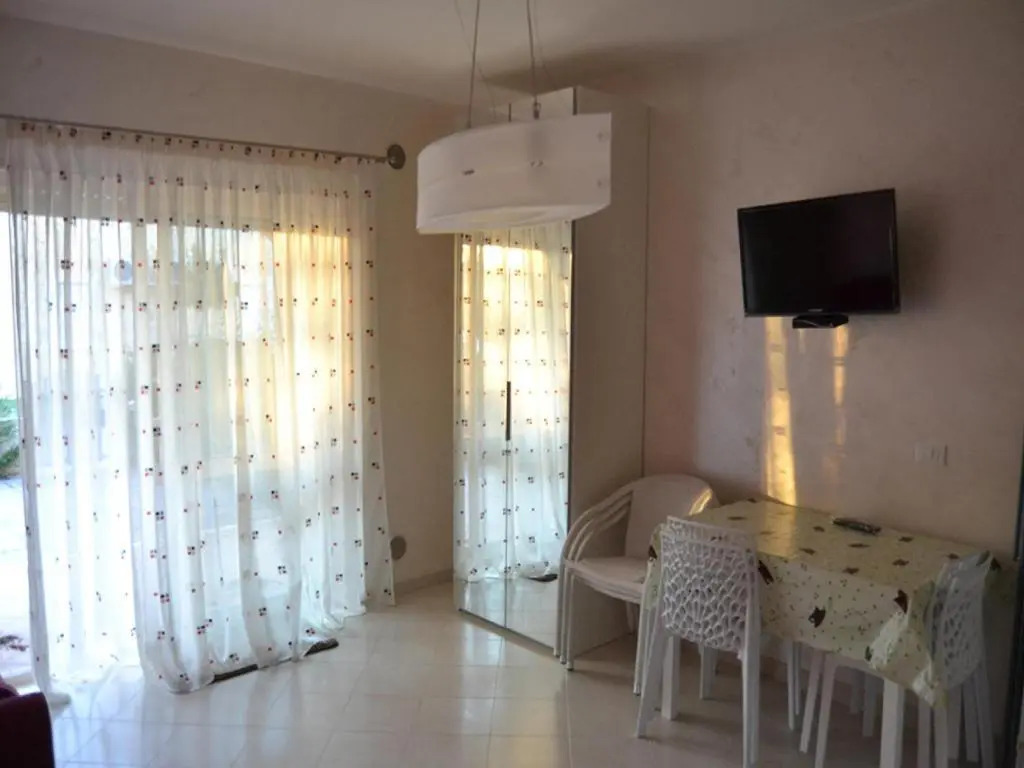 Casa Vacanze "Pizzo Sorriso Del Mare"