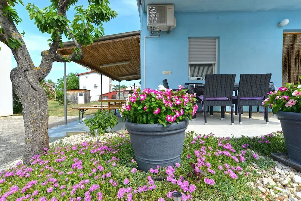Apartments 2071
