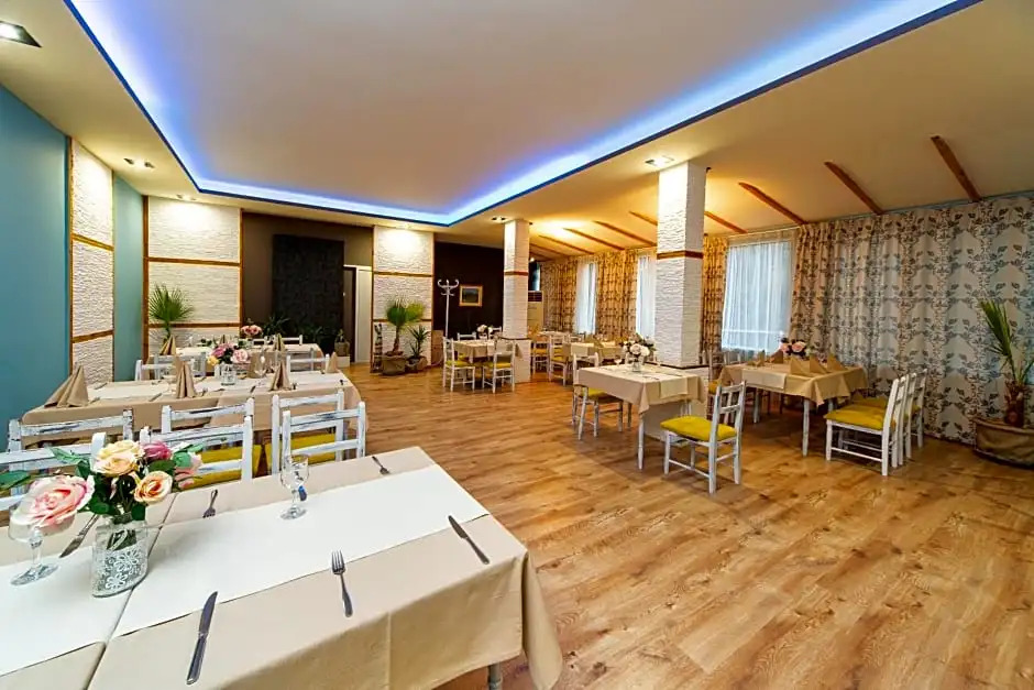 Hotel Tishina