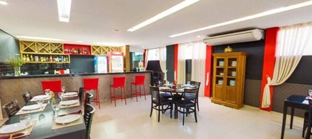 Maktub Hotel