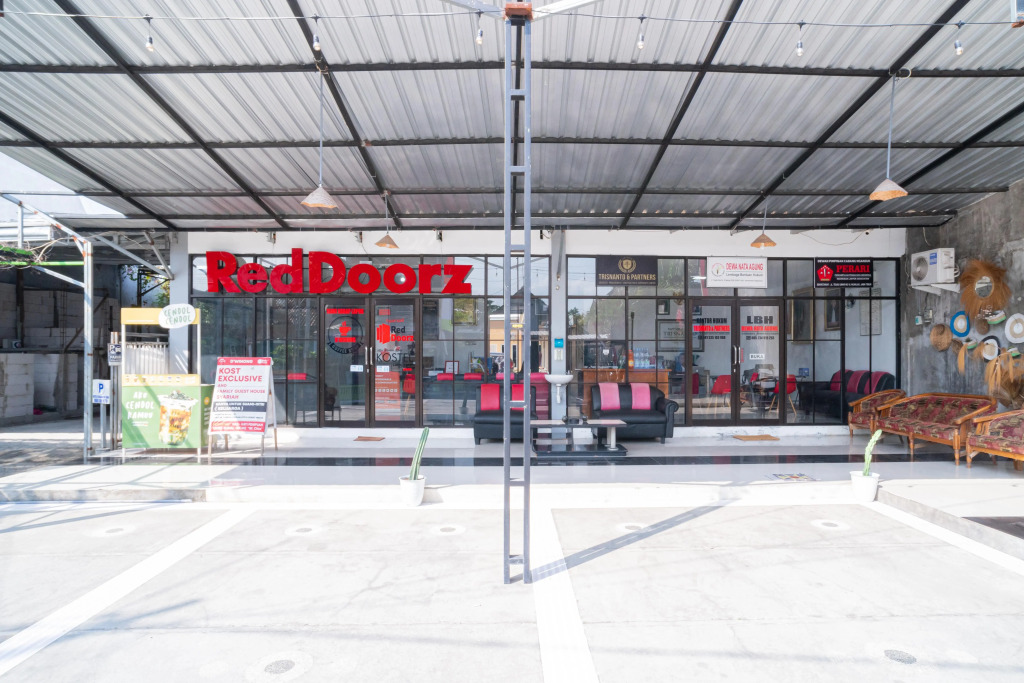 RedDoorz Syariah At Winong Nganjuk