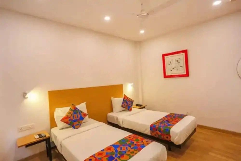 Fabhotel Nishkarsh