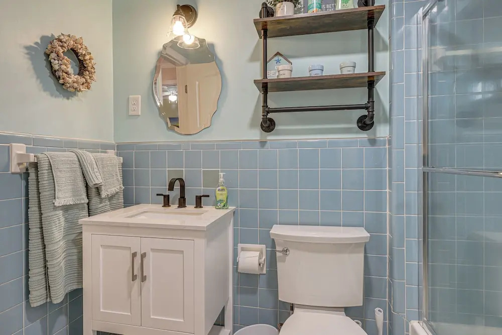 Steps to Ocean: North Myrtle Beach Condo w/ Porch!