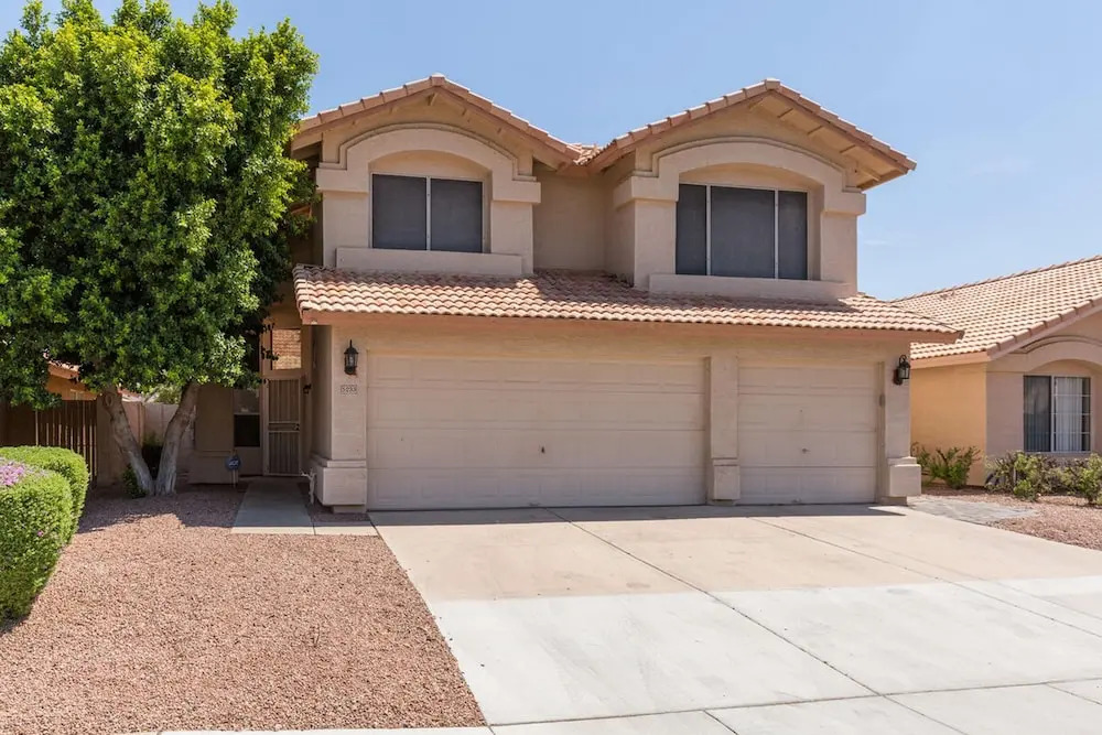 Chandler Oasis - 4 Bedroom by Casago