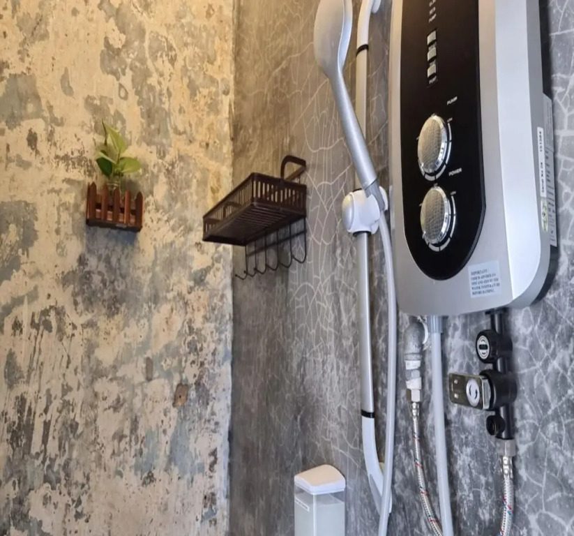Vspace Plt Guesthouse & Cafe