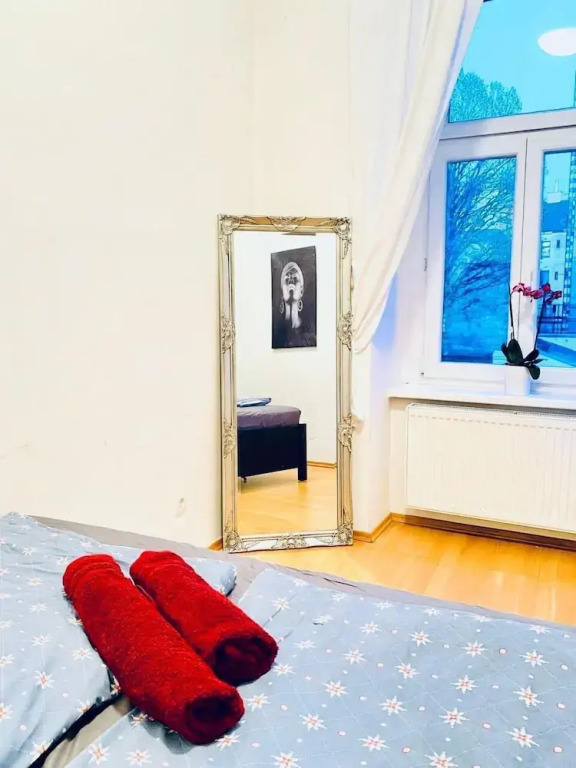 2BR Apartment Close to Stadthalle
