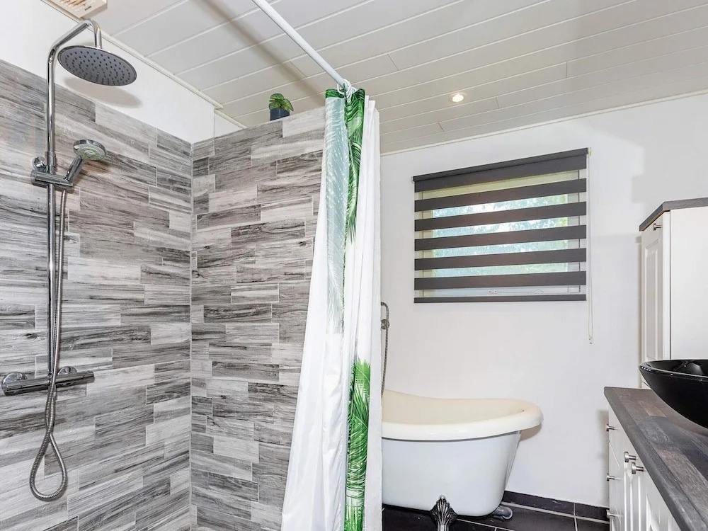 6 Person Holiday Home in Logstor