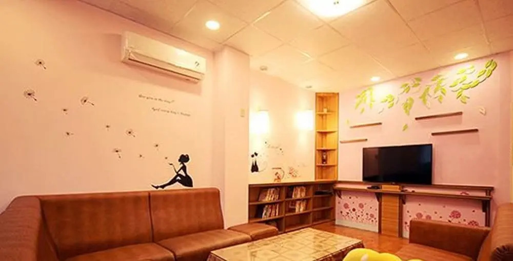 Chung House