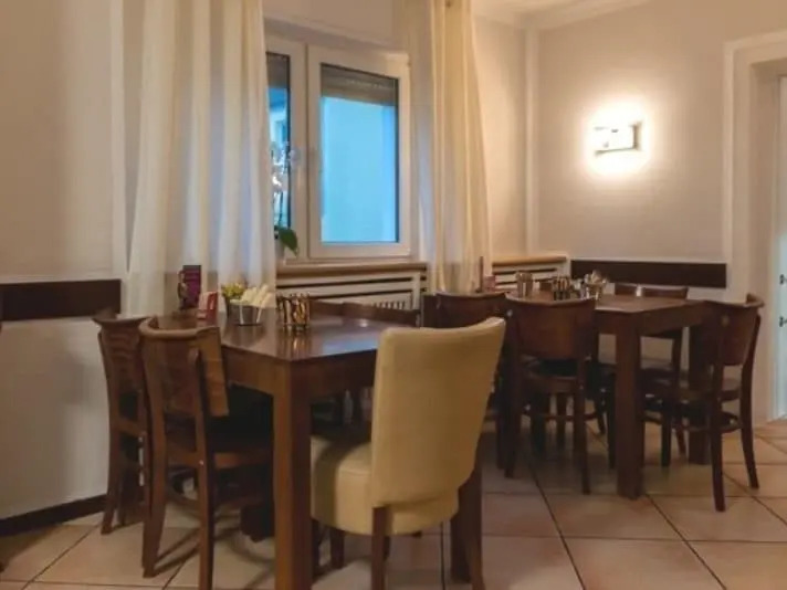Mads Hotel