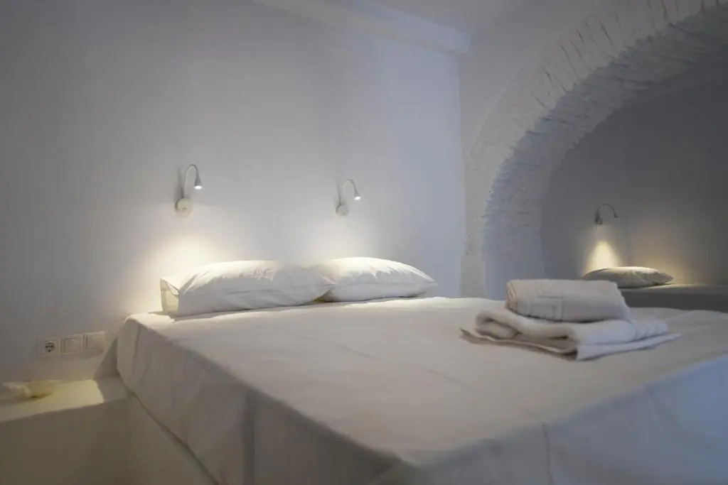 Fully renovated apartment in the heart of Ioulida on the island of Kea