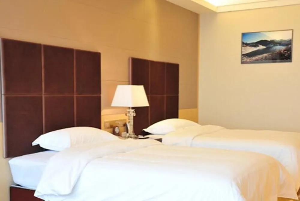Jindi Hotel(安康金地酒店（汉江一桥店）)