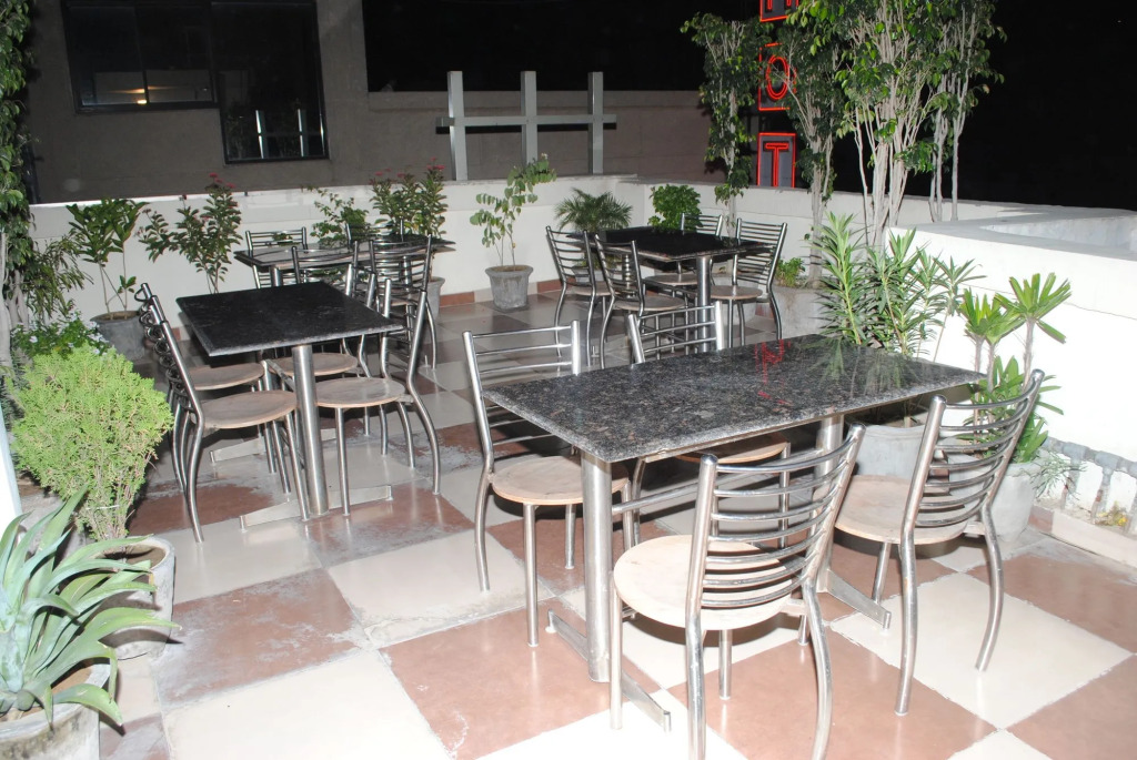 Hotel Moon Light Bhimtal