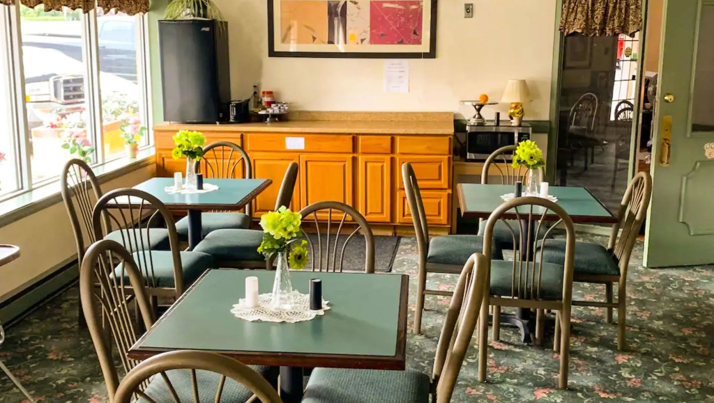 Surrey Inn Ashland