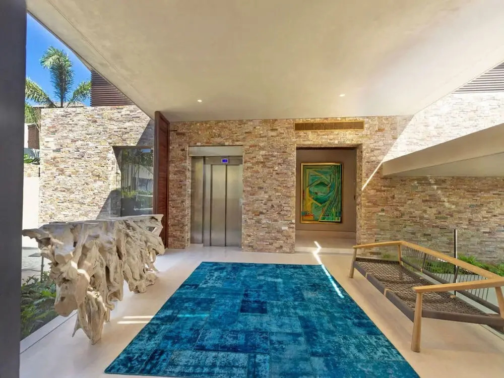 Sunny Vacation Villa 12