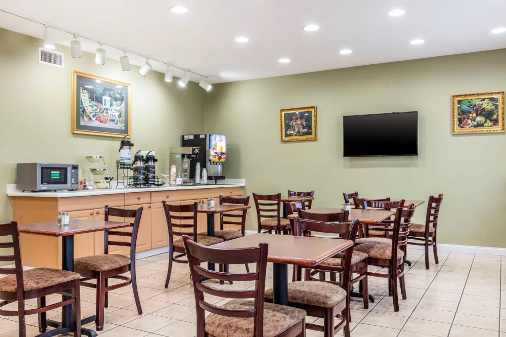 Quality Inn & Suites Pearl-Jackson