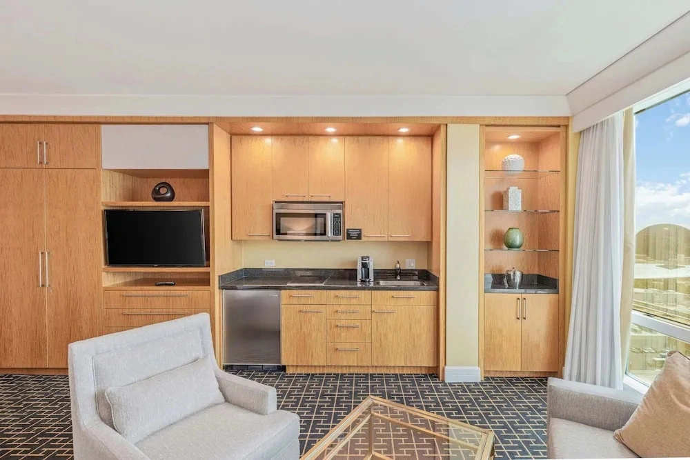 Renovated Trump Hotel Las Vegas Studio Strip Views 2803