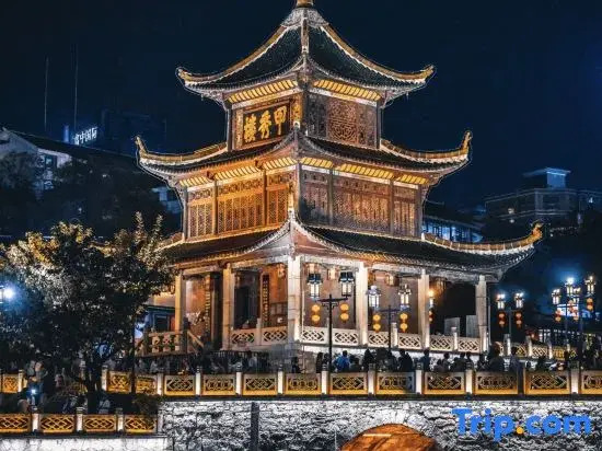 Puyu · Envision·Cinema Private Hot Spring Designer Hotel (Penshuici Jiaxiu Tower Branch), Guiyang