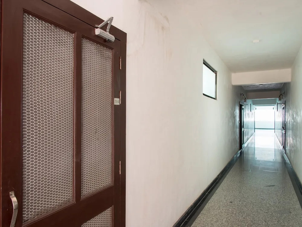 OYO 13146 Home Studio Stay 1BHK Spectrum Resort & Residences
