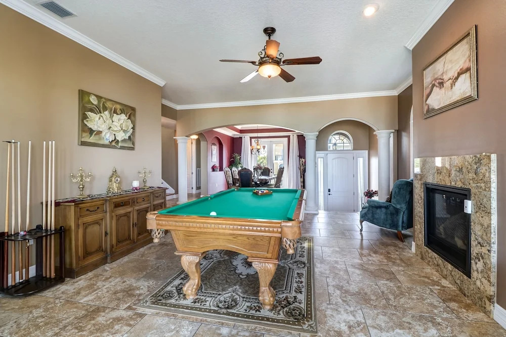 Gulf-front W/ Pool & Direct Beach Access 4 Bedroom Home