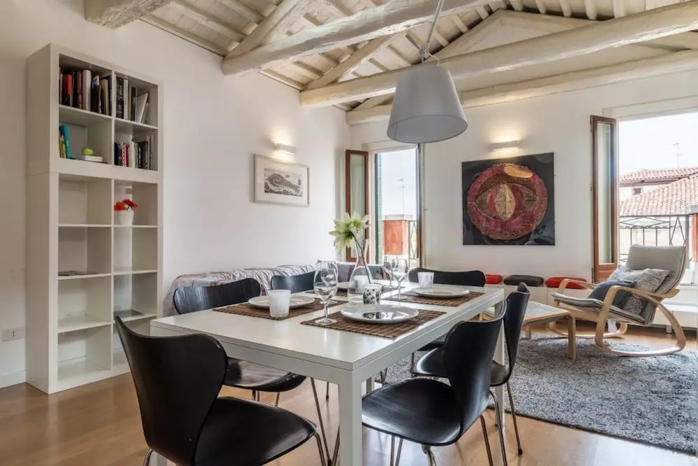 Carmini Canal View and Balcony with Lift