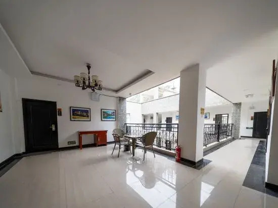 Hailuogou Yueshanju Garden Vacation Apartment (Moxi Town)