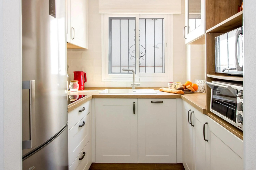 Perfectly located beachside apartment in Elviria Marbella