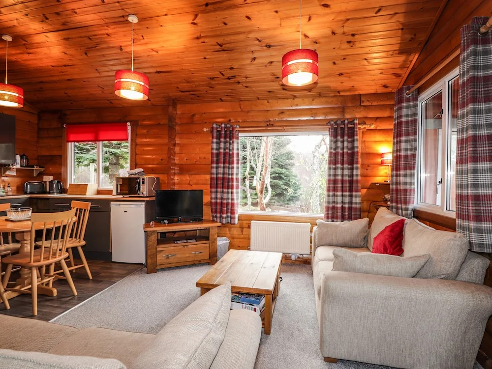 Rowan Lodge