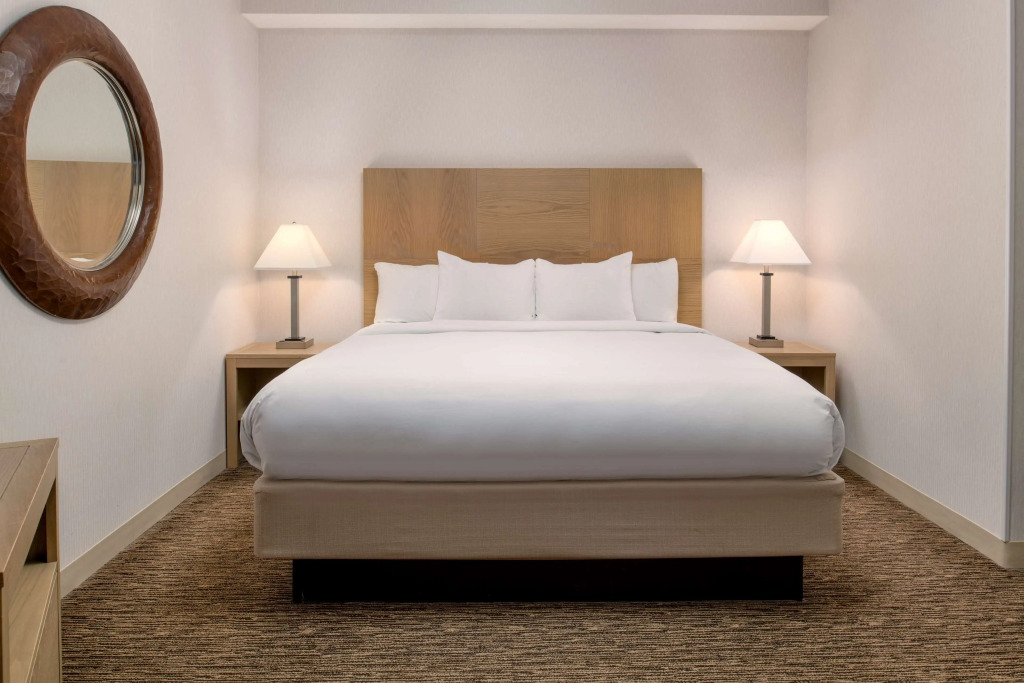 DoubleTree by Hilton Olympia
