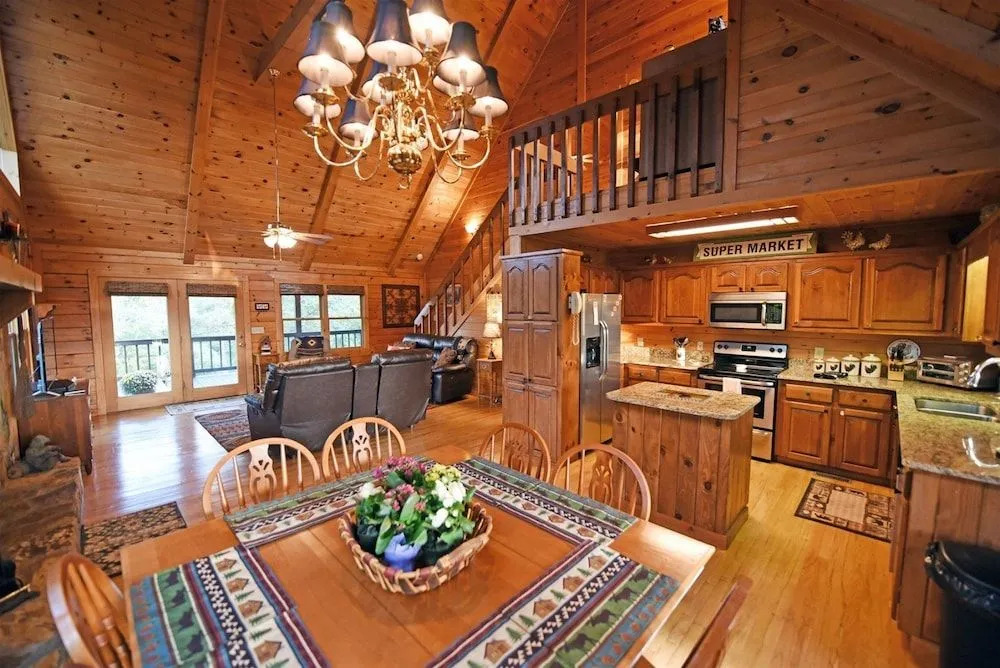 Dew Drop Inn- Blue Ridge Cabin Rental