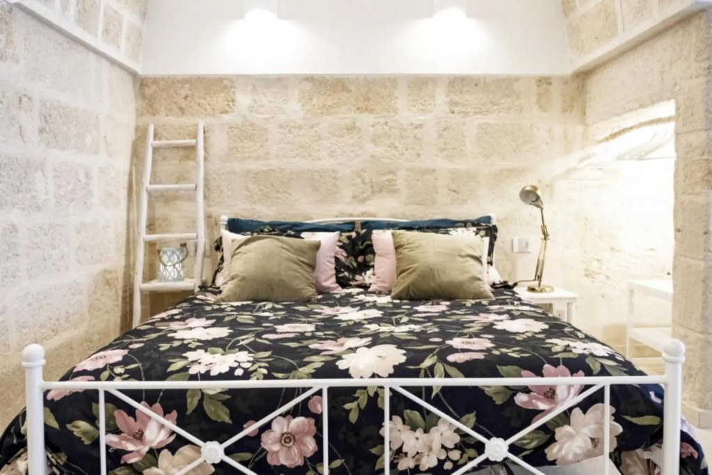 A gracious apartment, immersed in the stone for a quiet holyday-Dimora Don Vincenzo