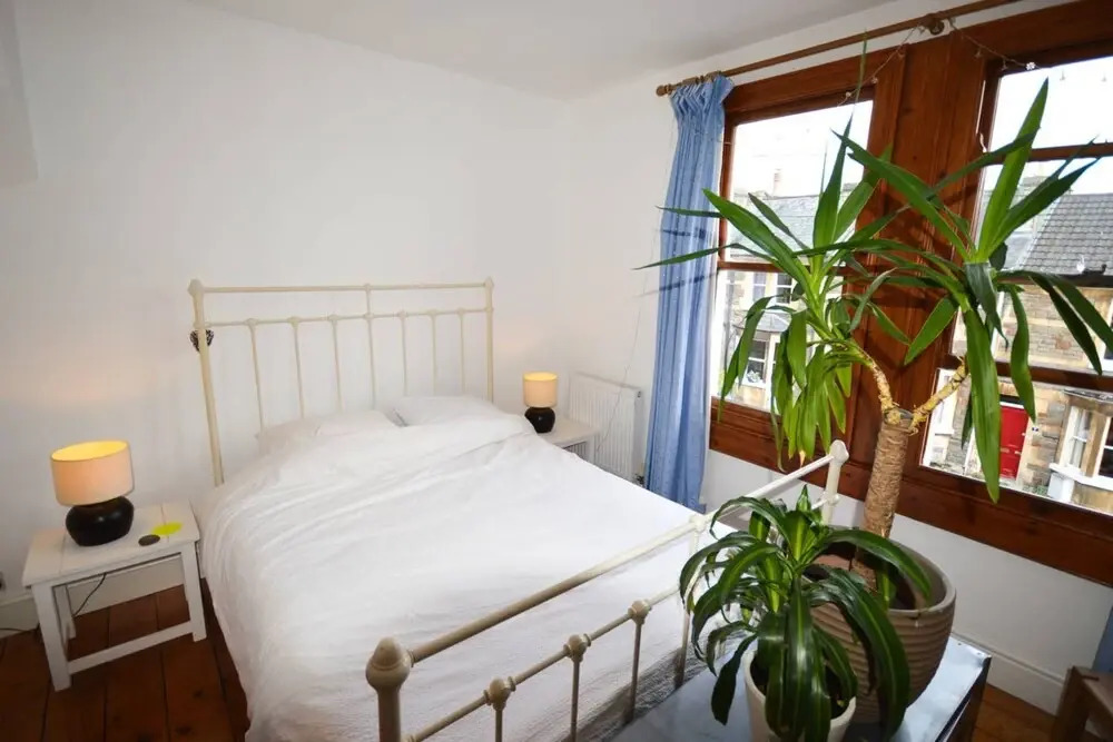 Beautiful Home in Bath with Garden