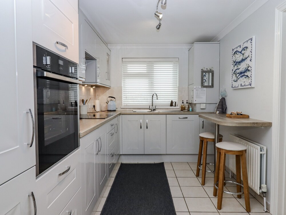 8 Thurlestone Rock