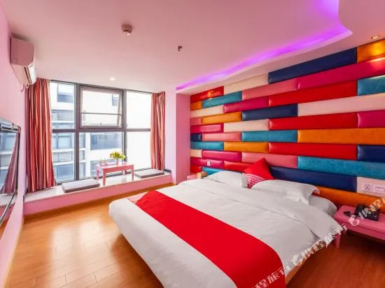 Mango Fashion Hotel
