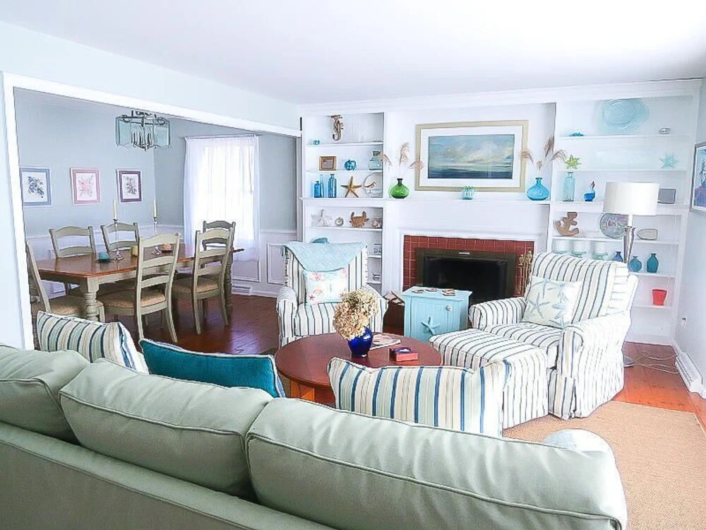 16 Riverview Drive - Three Bedroom Home
