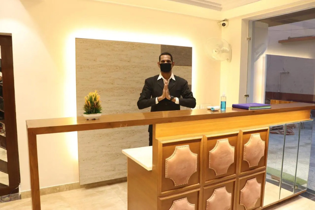 Hotel Green - Behind Parmarth Niketan