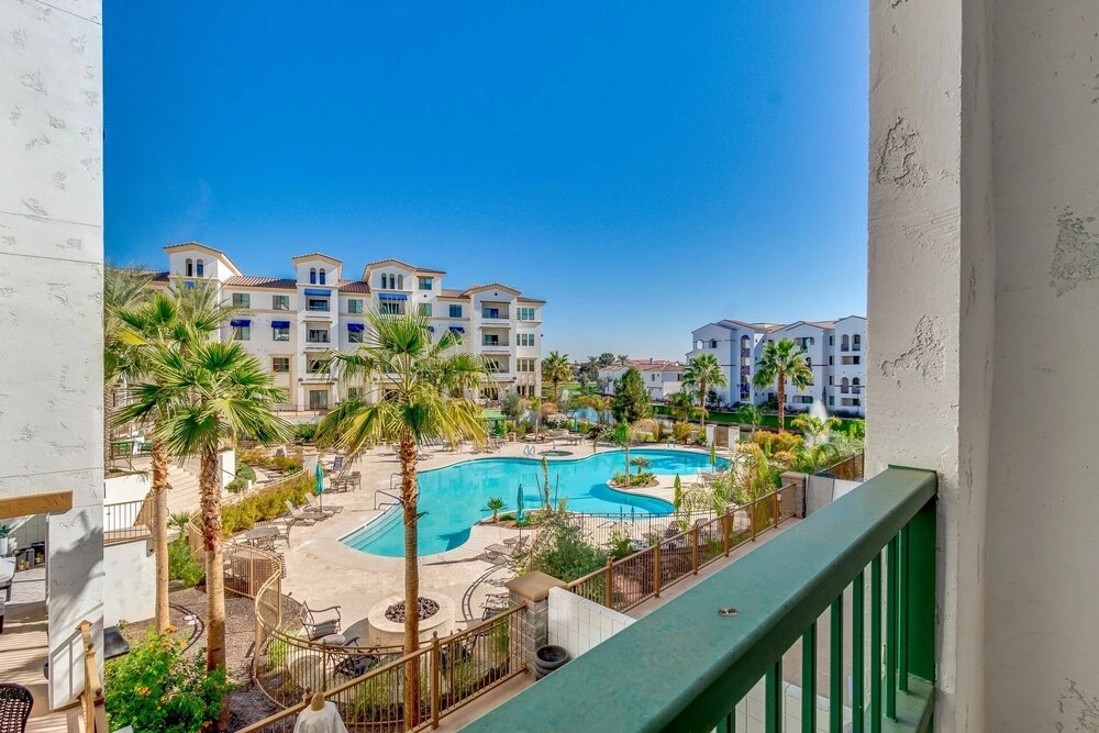 Resort Poolside Two Bedroom + Office and 2 Masters! 30 Night Minimum! by Redawning