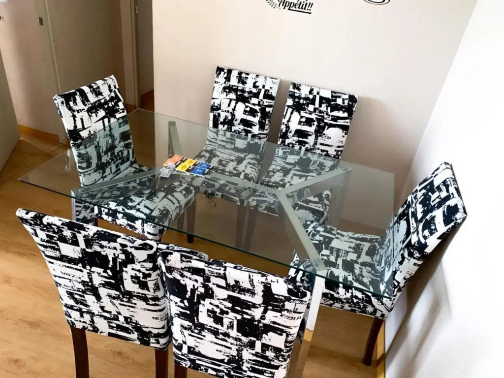 Condominio Uptown de 2 dormitorios