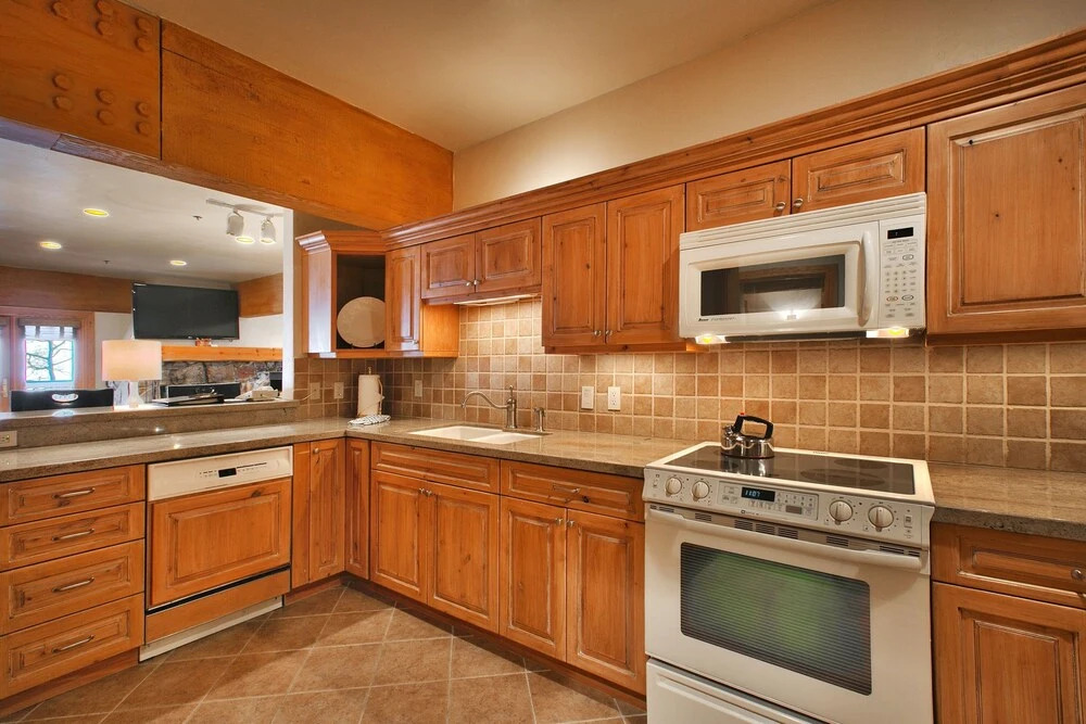 Luxury Four Bedroom Townhouse 4 Townhouse by RedAwning